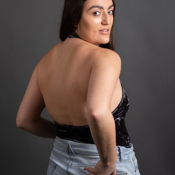 Charcoal Velvet Bodysuit by Forever 21 - Picture 7 of 11